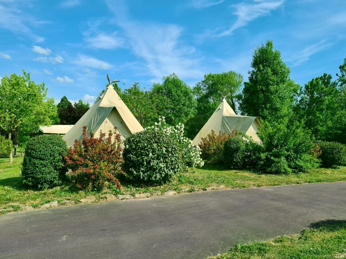 Resort & Camping - Val De Braye Bessé-sur-Braye Exteriér fotografie