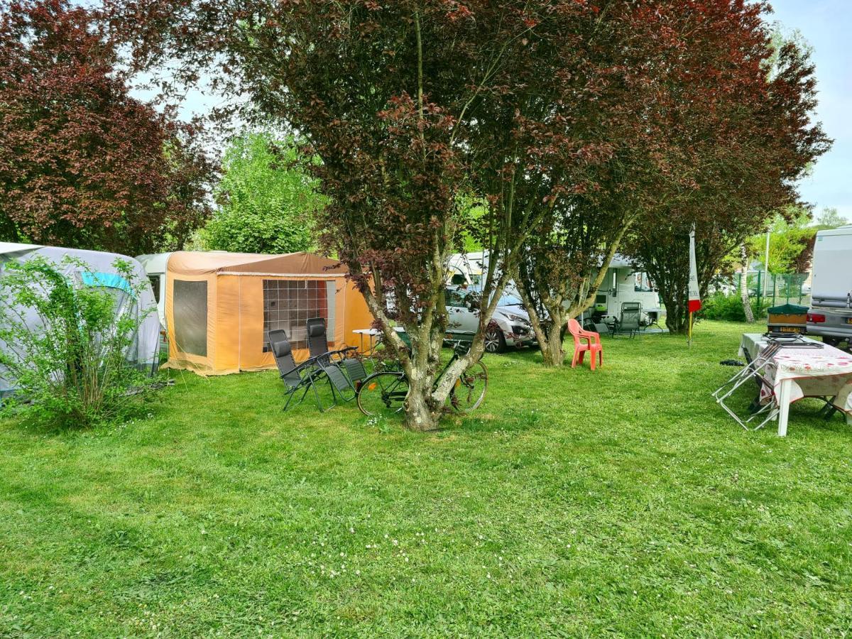 Resort & Camping - Val De Braye Bessé-sur-Braye Exteriér fotografie