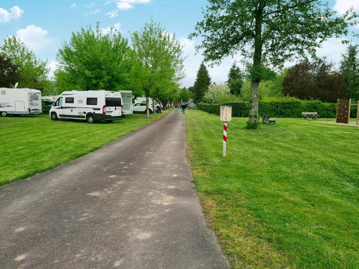 Resort & Camping - Val De Braye Bessé-sur-Braye Exteriér fotografie